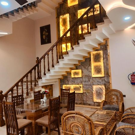 Amritam Palace A Luxury Ac Home Stay Ringas Exterior foto