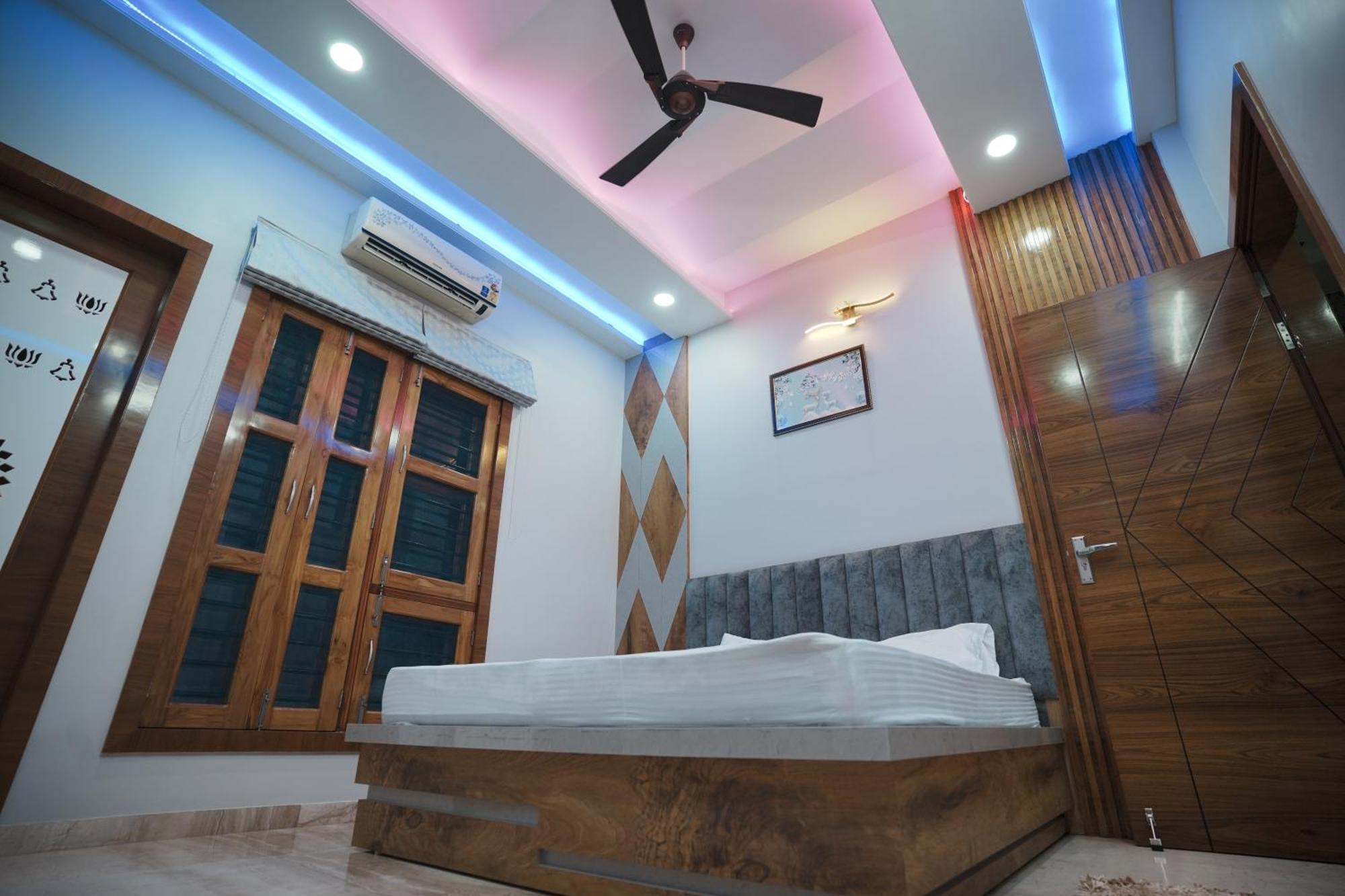 Amritam Palace A Luxury Ac Home Stay Ringas Exterior foto