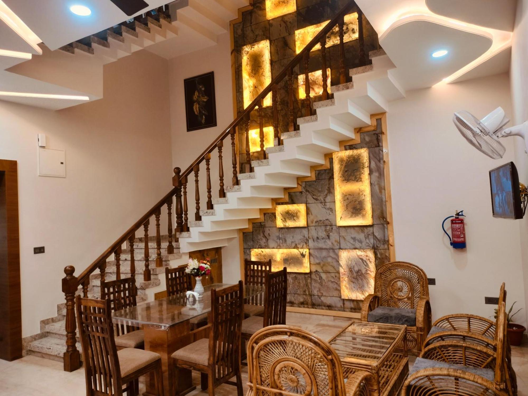 Amritam Palace A Luxury Ac Home Stay Ringas Exterior foto